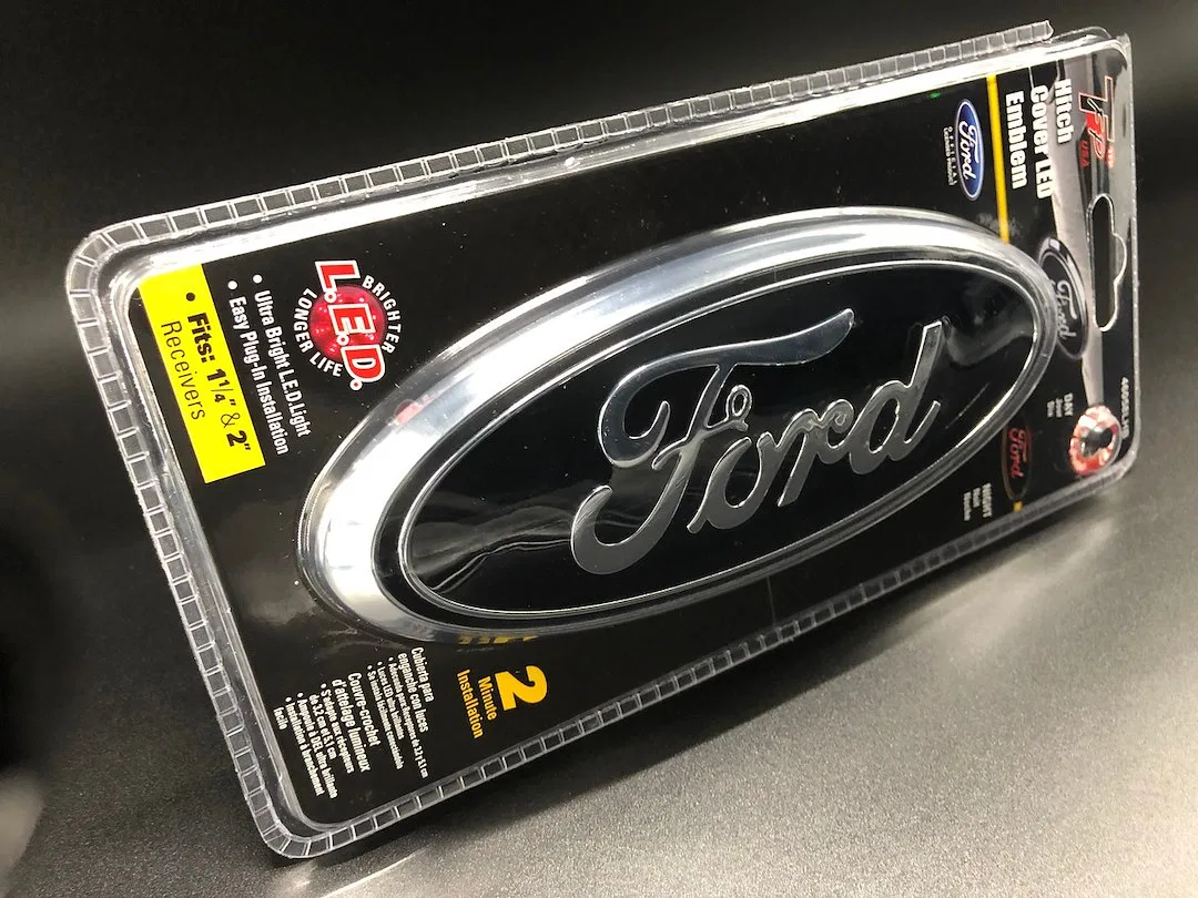 44106LTGEB – INT TRIM TFP Emblem, 9 Inch LED FORD Logo Tailgate Black Chrome Plated